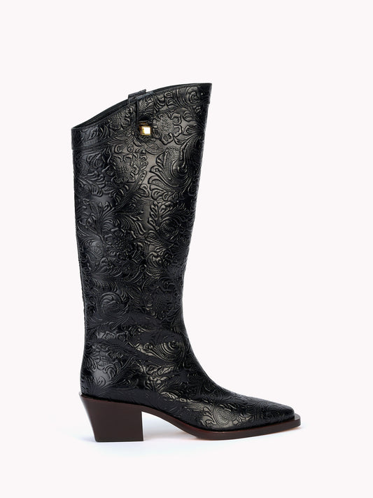 Bottes western en cuir noir floral par Adriana Abascal Emmanuel de savoie 