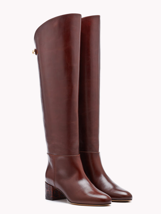 Bottes Adry Borgia en cuir marron avec un talon moyen embossé