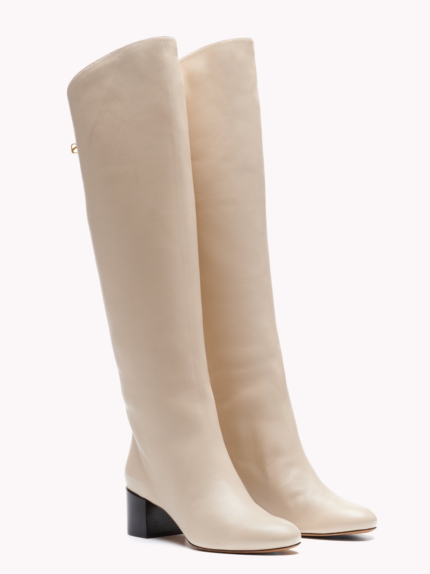 minimalist chic nappa white leather boots maison skorpios by adriana abascal emanuele filiberto