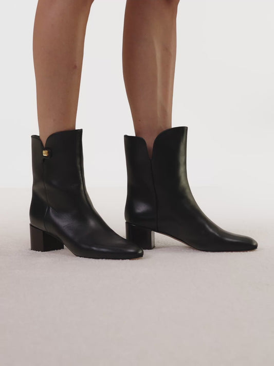 Gaby Mid-Heel Piper Black Ankle Boots