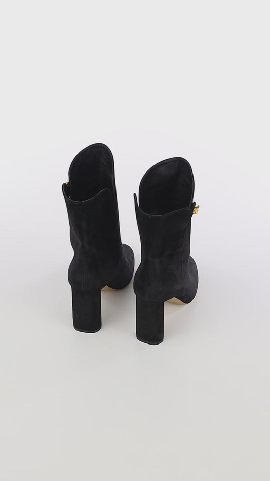 Black suede high heels ankle boots maison skorpios by adriana abascal emanuele filiberto di Savoia