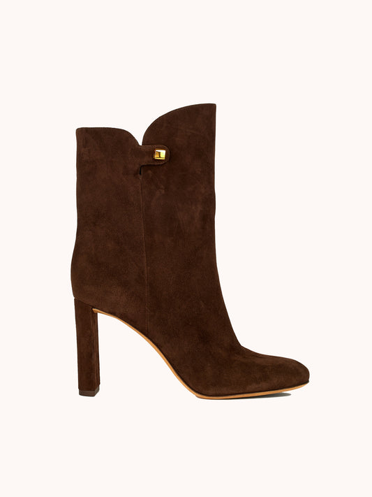 Luxury ankle boots in brown suede and high heel maison skorpios by adriana abascal emanuele filiberto di Savoia